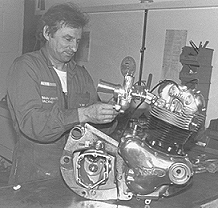 workshop.gif (49200 bytes)